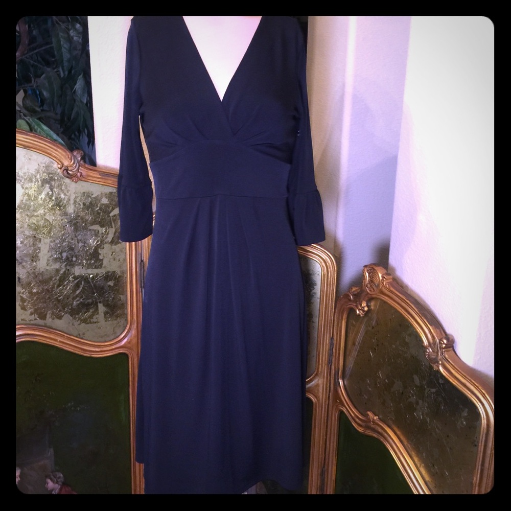 Ann Taylor Black dress super comfy